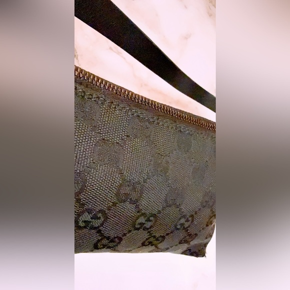 Vintage Black on Black GUCCI Monogram Pochette - Picture 7 of 7